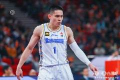 孔德昕：陳盈駿末節(jié)三分雨連場(chǎng)20+ 季后賽本土一控真牛
