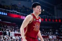 末節(jié)10分難救主！張寧11中6貢獻(xiàn)18分2板2助但終被罰下場(chǎng)