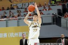 張鎮(zhèn)麟今夏將接受手術(shù)徹底治療腰胯傷勢