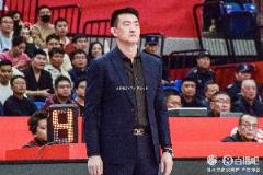 王博：總決賽剩六場(chǎng) 布朗等核心需減壓 朱俊龍問題不大