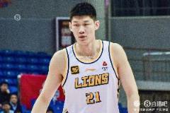 定海神針！胡金秋高效輸出21分正負值+13引領球隊勝利