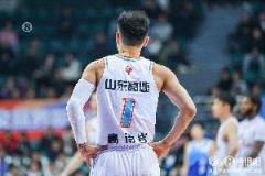 夏曉司：山東高速男籃下周一線集結(jié)備戰(zhàn)將進行恢復(fù)性訓(xùn)練