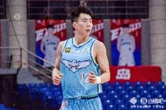 段昂君左手腕骨折 本月將接受手術(shù)治療