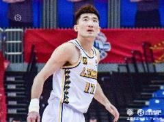 鐵但足夠冷靜！孫銘徽16投5中貢獻(xiàn)15分10助攻僅1次失誤