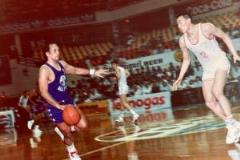 馬?。?0歲球場(chǎng)不覺(jué)累 體脂率5.3%亞洲戰(zhàn)績(jī)?nèi)雺? title=