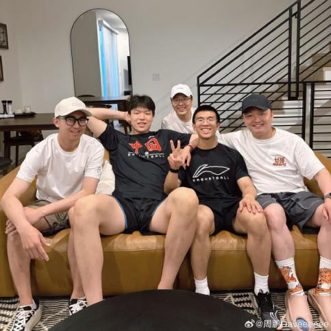 楊瀚森今日備戰(zhàn)下一站試訓，自主進行力量訓練