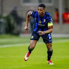 米媒：巴薩、曼城有意簽下國米后衛(wèi)鄧弗里斯，解約金2500萬歐元