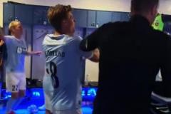 丹麥超為最佳球員送了55公斤土豆？！這土豆能吃一年啊