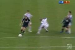 差點(diǎn)神作！齊達(dá)內(nèi)最可惜的一球！華麗招牌馬賽回旋過(guò)人射門竟打高