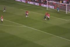 溫格曼聯(lián)主場怒踢水瓶被罰上看臺！看臺上的溫格——君臨天下！