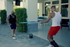 回歸開拓者的利指導(dǎo)，一刻沒閑著，積極進行恢復(fù)訓(xùn)練