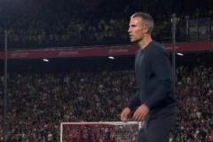 費(fèi)內(nèi)巴切遭絕殺！哈迪-穆薩補(bǔ)時(shí)頭球破門！范佩西怒吼揮拳慶祝！