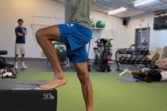 小身板卻能扛大中鋒！卡魯索這個訓(xùn)練是在練什么？