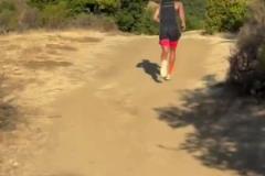 難怪防守者跟不上！庫(kù)里休賽期這跑山訓(xùn)練也太猛了?♂?