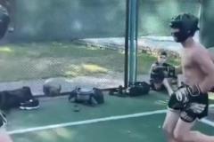 既分高下也決生死！拳擊足球比賽了解一下！