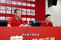 胡明軒此前也當(dāng)過(guò)男籃隊(duì)長(zhǎng)，今天神勇表現(xiàn)險(xiǎn)些拯救中國(guó)男籃！