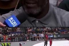 奧胖在電視直播中剛提魔獸將進(jìn)入名人堂后 霍華德就扣籃失敗