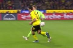 諾伊爾秀起來，對手連看到球的機會都沒有！