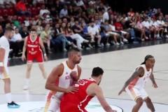 大屁股開路！申京低位坐打武切維奇強(qiáng)硬勾手命中