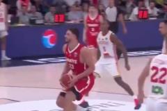 狀態(tài)爆表！申京熱身賽對陣黑山的兩記炸裂突破暴扣