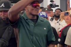 華子這簡(jiǎn)直撞臉NBA半壁江山，大家覺(jué)得像不像