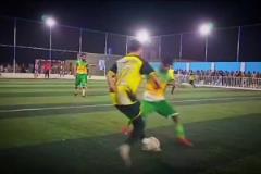 傷害性不大，侮辱性極強(qiáng)！被連續(xù)穿襠三次