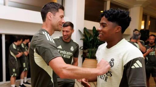 馬卡：恩德里克將繼續(xù)穿皇馬16號球衣，未要求9號球衣