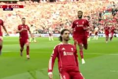 索博任意球世界波！詹俊：一道閃電，刺破蒼穹！百步穿楊??！