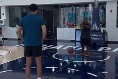 早日康復！大傷三個月后哈利伯頓首次進行投籃訓練！