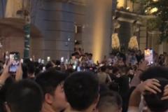 詹姆斯給自己戴上了王冠！霸氣側(cè)漏！