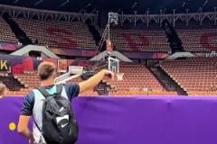 你惹他干嘛隊友賭東契奇投不進(jìn) 結(jié)果乖乖做了50個俯臥撐