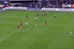 有點(diǎn)上頭！馬斯坦托諾邊路犯規(guī)后對(duì)邊裁一頓嘴炮輸出，腳下太拖沓