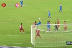 水平越來越高！蘇超南通隊(duì)驚現(xiàn)精彩挑傳，解說怒贊：世界級(jí)的