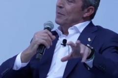 費(fèi)內(nèi)巴切主席談解雇穆帥：他的戰(zhàn)術(shù)太注重防守，無法讓球隊(duì)進(jìn)步