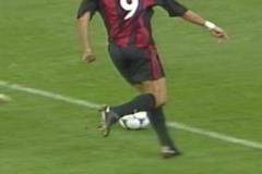 每個故事都有一個開始，因扎吉為AC 米蘭打進(jìn)了他的第一個進(jìn)球