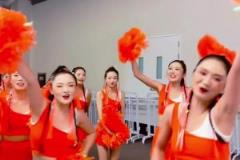 報(bào)告：蘇超蘇州啦啦隊(duì)里活捉一枚鹽城“間諜”妹子