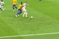 這都不犯規(guī)？C羅：那，就用進球反擊！