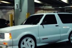 真帥?。?！懂車的吧友來看看，布克這是什么座駕