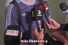 人倒霉喝水都塞牙~巴西主教練被長凳的臺階絆倒了