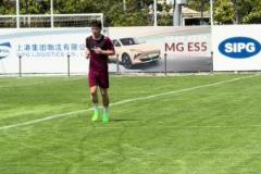 武磊進行慢跑恢復訓練，并嘗試進行有球訓練了