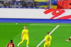 傳的巧妙射的精彩！德布勞內助攻盧卡庫的側身凌空斬