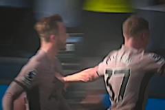 君子坦蕩蕩，小人長(zhǎng)戚戚！多年后，馬爾蒂尼與李天秀再相逢......