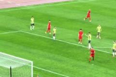 韋世豪這一腳電梯球可惜差一點(diǎn)點(diǎn)啊