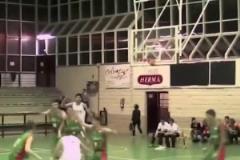 這小子以后必成大器！15歲的東契奇是如何稱霸球場的？