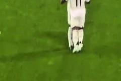 太全面了！皇馬：除了慶祝動作，還有什么是他不會的嗎？