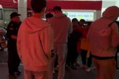 牛志明：訓練時崔康熙跟黃政宇聊了很久，難道是國家隊的那個球嗎