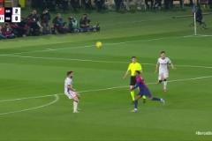 天賦選手恐怖如斯！亞馬爾神級假射真停！可惜兜射打偏了！