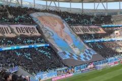 中超自己的威斯特法倫，來感受滿座大連球迷的氣勢