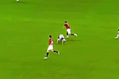 完美六邊形戰(zhàn)士！23歲的C羅沖擊力真是太勁爆了！