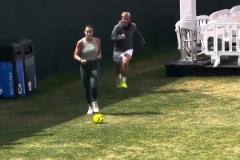 國外網友：薩巴倫卡踢球視頻我能看100遍